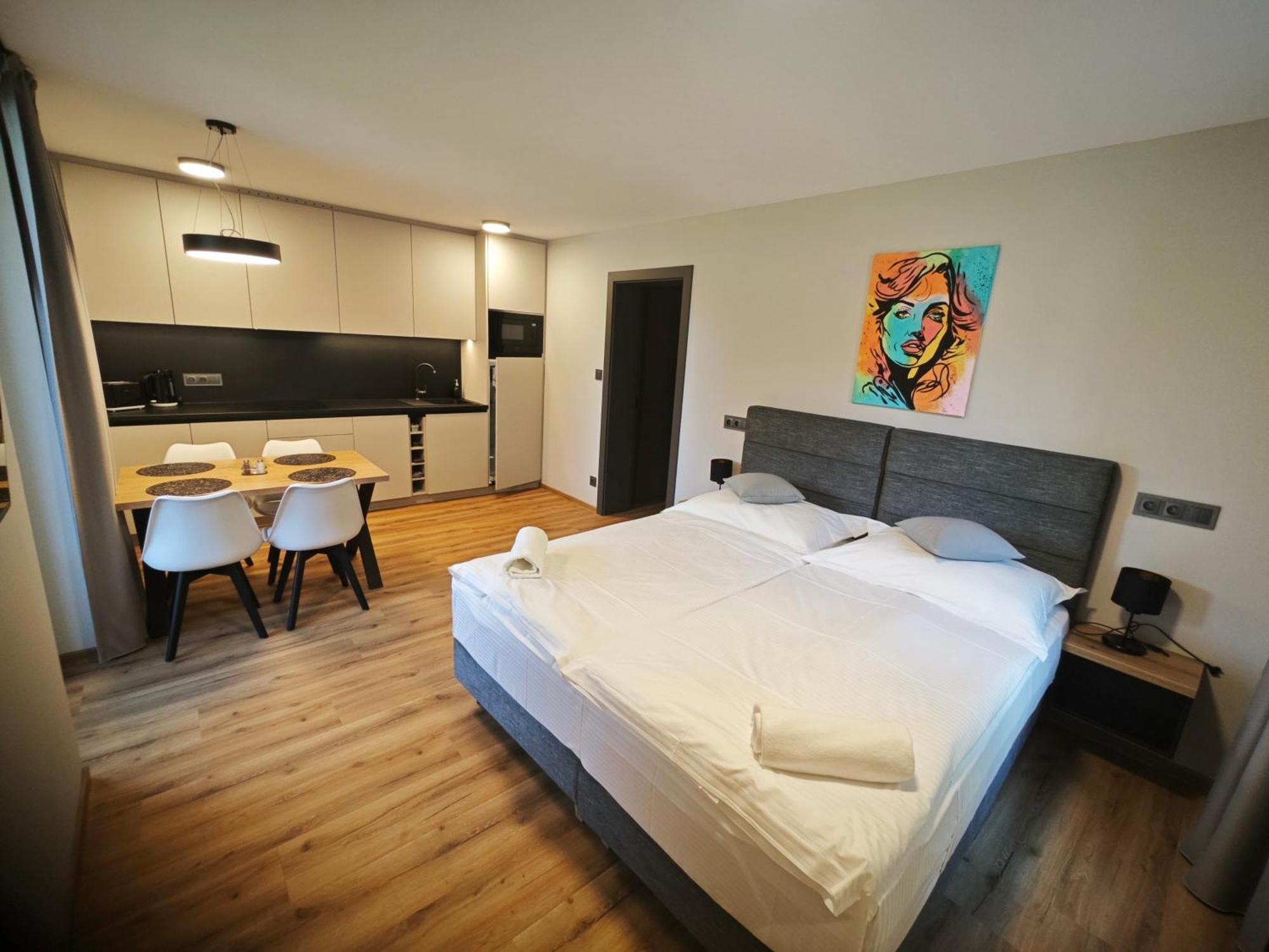 Apartmany Jarmilka S Privatnim Wellness Бедржихов Экстерьер фото